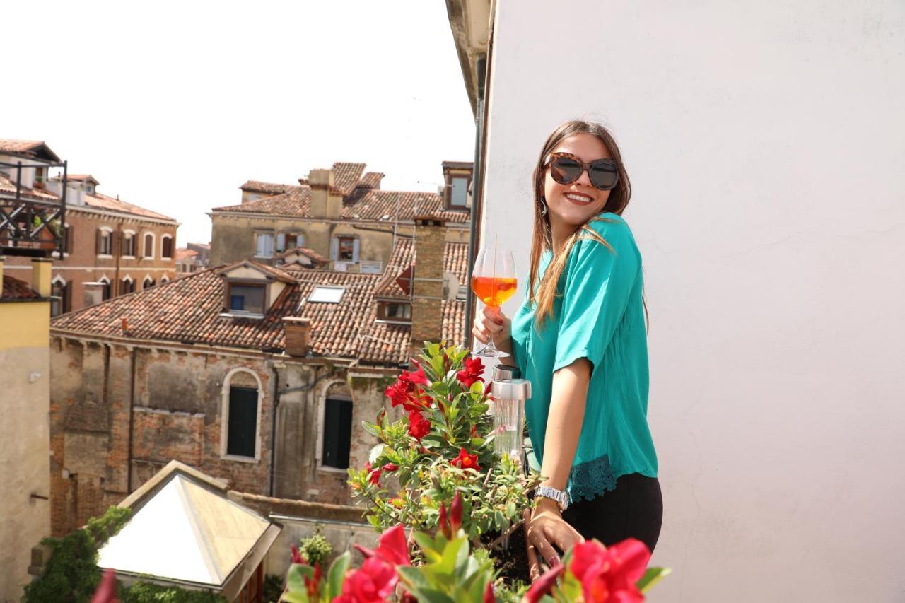 Elegant Terrace Apartment Near Piazza San Marco Last Floor No Lift Venise Extérieur photo
