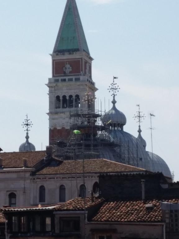 Elegant Terrace Apartment Near Piazza San Marco Last Floor No Lift Venise Extérieur photo