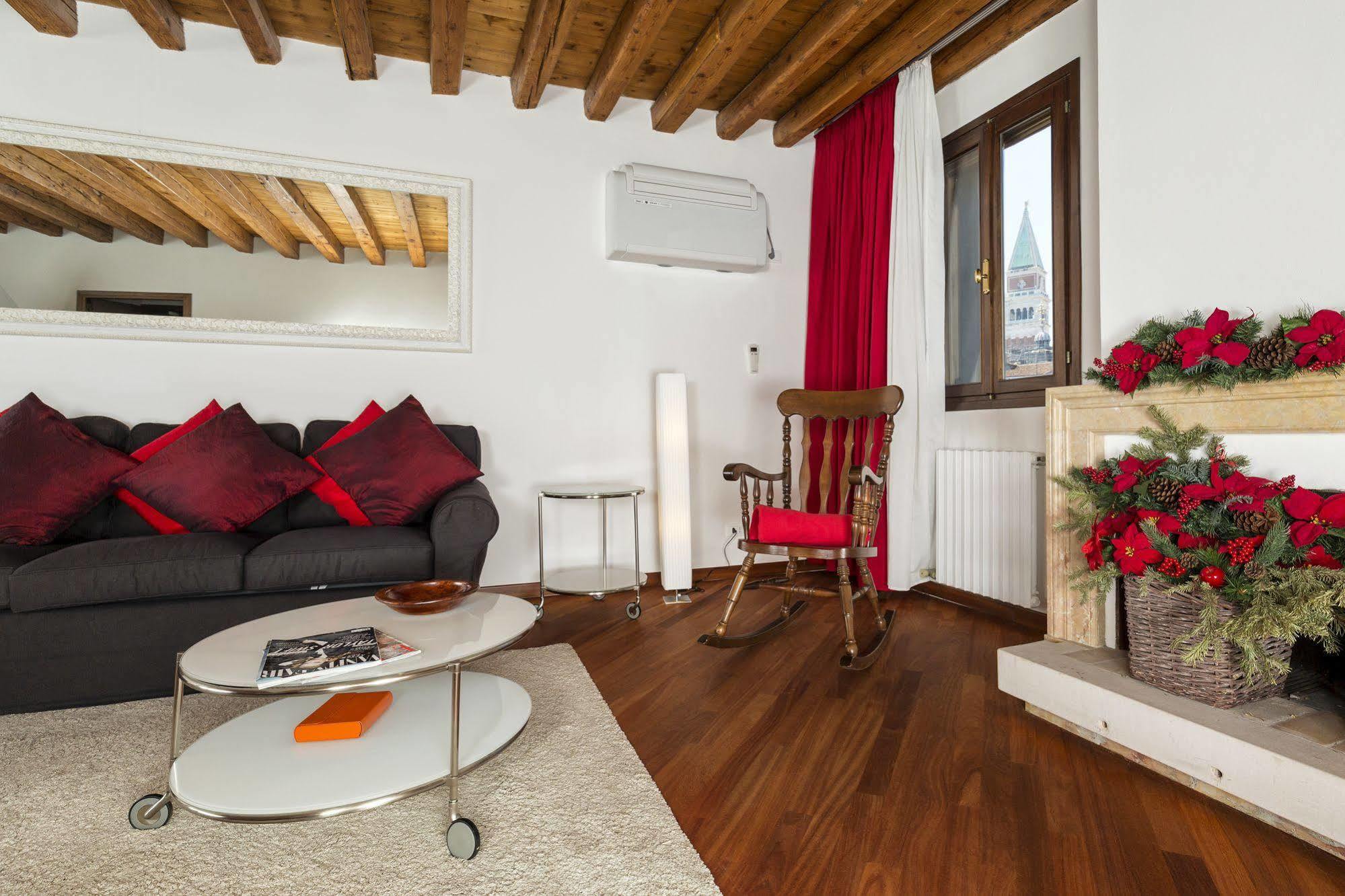 Elegant Terrace Apartment Near Piazza San Marco Last Floor No Lift Venise Extérieur photo